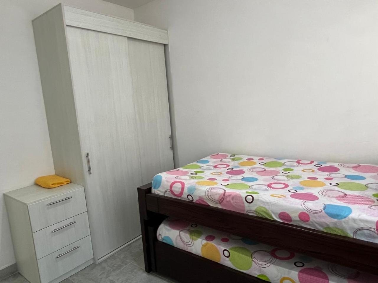 Conjunto Aqualina Orange Apartment Girardot